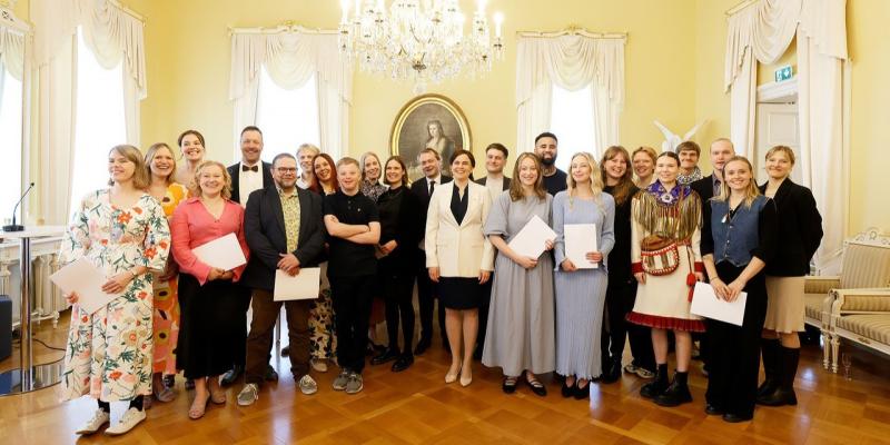 Group photo of the award recipients. 